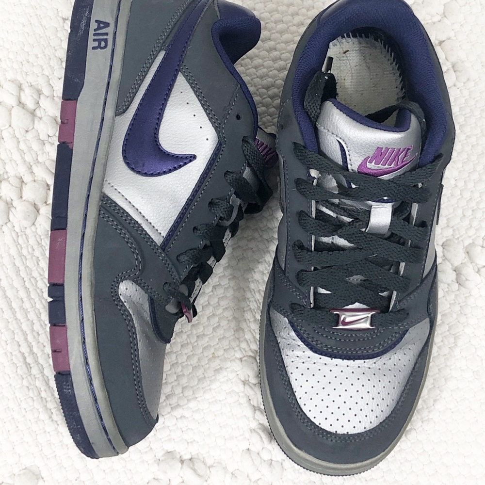 Nike Air Prestige III Sneakers 394656-050